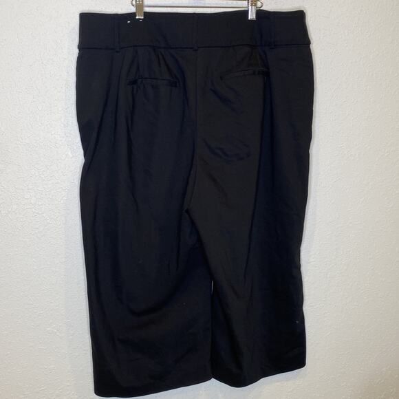 Lane Bryant The Laney Wide Leg Crop Pant 3 Button Detail Detail EUC Sz 20 Cotton - Picture 5 of 15